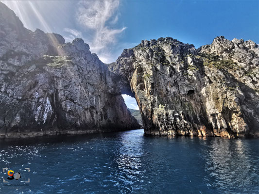 Poor Knight Islands, iso 100, f 3.5, 1/400s