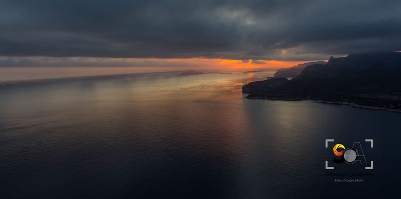 Cassis, iso 100, f 10, 1/160s