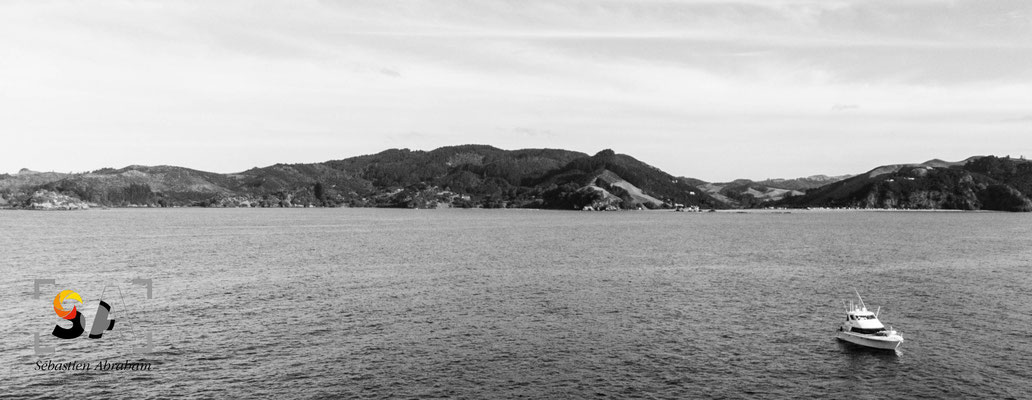 Whangaroa Harbour, iso 100, f 2.8, 1/300s