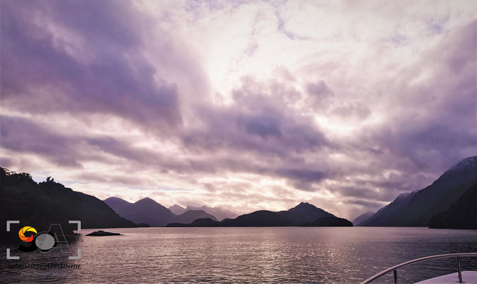 Marlborough sound, iso 200, f 3.5, 1/500s