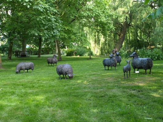 Bronze sheep real size EUR 15,000 per piece