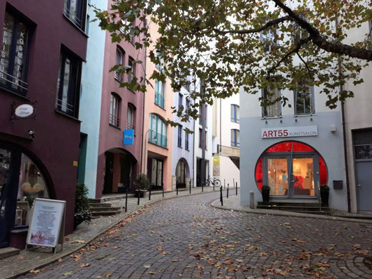 Einer der vielen Eingänge in das "Schnoorviertel"