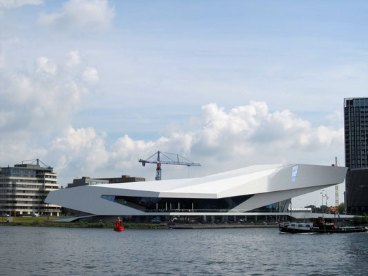 "Ey Filmmuseum" in Amsterdam - ästhetisch schöne Architektur 