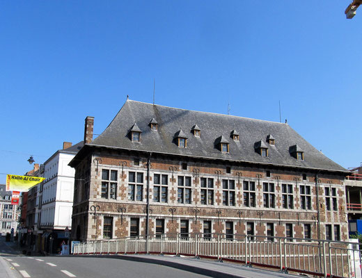 "Maison de la Culture