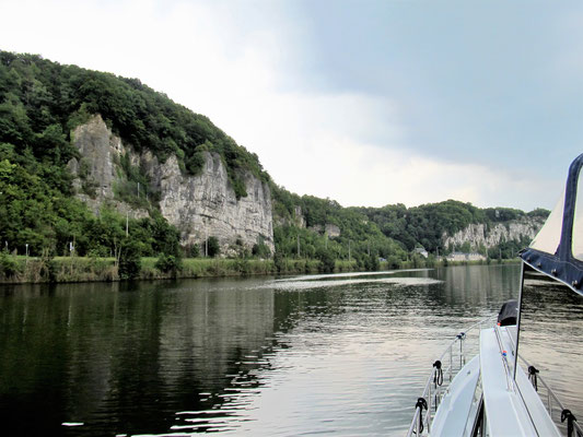 Richtung Namur auf der Maas unterwegs