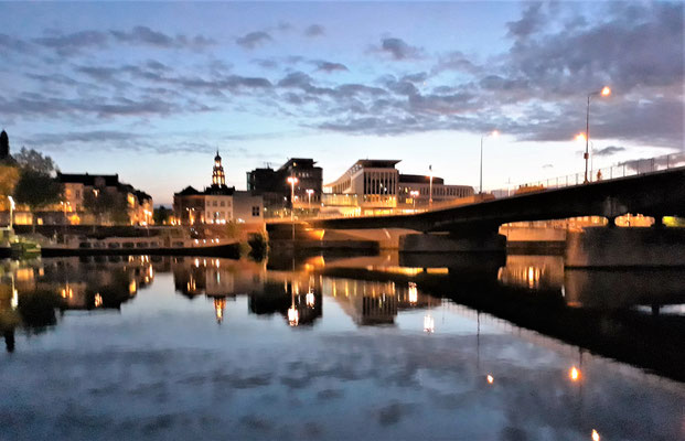 Brückenpanorama Maastricht