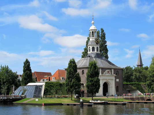 Das "De Zijlpoort" - Seitentor aus dem 17. Jh. 