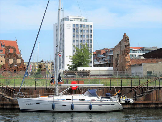 Stadtpier Danzig, ein letzter Platz, der Hafen war überfüllt - Danzig tanzt