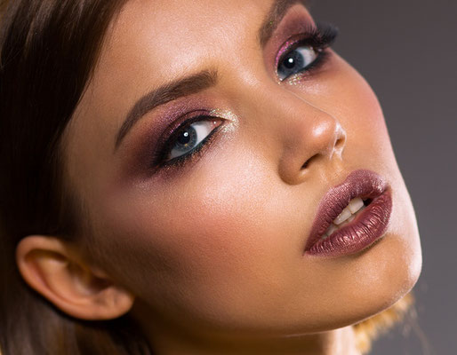 maquillage sourcils et visage