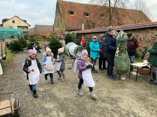 Ach die Kindergartenkinder zeigten sich geschäftstüchtig