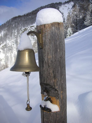 Glocke zum Ashram