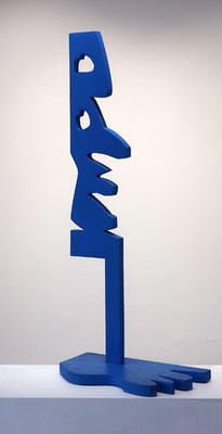 Tête sur pied - OUZANI 1992 - Acrylique sur bois découpé - 118 x 48 X 28 cm