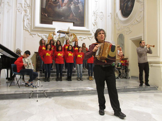 Orchestra Sparagnina e Ambrogio Sparagna