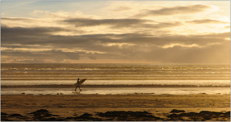 Surfer am Inch Beach bei Dingle
