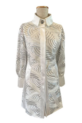 Brautmantel aus transparentem Jacquard und Acetat-Duchesse