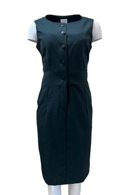 Elegantes Kleid aus grüner Schurwolle, vollendet durch eine feine Knopfleiste