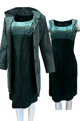 Grüne Mantel-Kleid-Kombi aus Satinseide, Wildseide und Jacquard-Baumwolle, Falten im oberen Kleidbustier