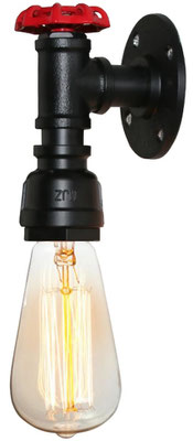 Illuminazione vintage a parete con tubo idraulico
