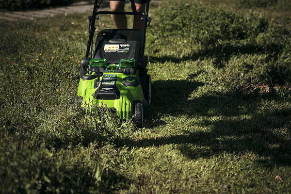 tosaerba #rasaerba #batteria #greenworks #sandroshop #G40LM49