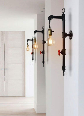 #applique  #lampadaparete  #lampadavintage  #appliquevintage  #illuminazionedesign  #lampadadesign