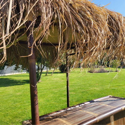 Tiki #bar #in #bambù #nero