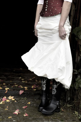 Glückliche Braut, fotografiert von dem leidenschaftlichen Hochzeitsfotograf Nikolaus Neureiter aus Kärnten Steiermark Wien