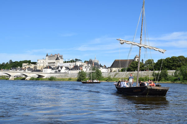 boat-ride-and-wine-tasting-local-food-river-Loire-Valley-Amboise-Tours-Chaumont-Blois-Vouvray-Rendez-Vous-dans-les-Vignes-Milliere-Raboton
