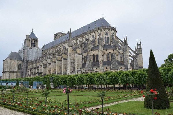 Bourges-cathedral-UNESCO-Berry-Loire-Valley