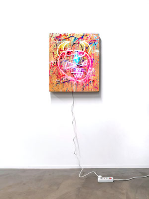 SYMPATHY FOR THE DEVIL 3, 2021, mixed media and neon light on wood, 80x70x6,5cm (golden background)