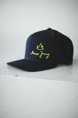 THIS IS MY 1. LIMITED EDITION OF 100 HOODIES, T-SHIRTS, BASECAPS, BEANIES & SOCKS AT BREUNINGE0R IN ERFURT! BUY AT THE ONLINESHOP: www.buntstoff.com/Marc-Jung