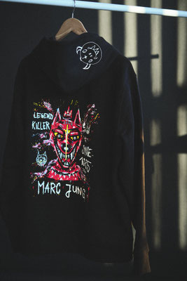 THIS IS MY 1. LIMITED EDITION OF 100 HOODIES, T-SHIRTS, BASECAPS, BEANIES & SOCKS AT BREUNINGE0R IN ERFURT! BUY AT THE ONLINESHOP: www.buntstoff.com/Marc-Jung