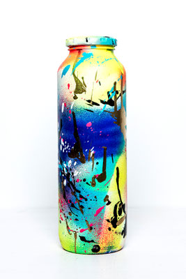 GENIE IN A BOTTLE, 2017, mixed media on glas bottle, 25x7x7cm