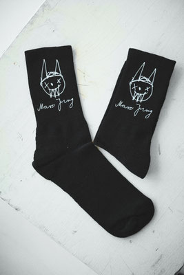 THIS IS MY 1. LIMITED EDITION OF 100 HOODIES, T-SHIRTS, BASECAPS, BEANIES & SOCKS AT BREUNINGE0R IN ERFURT! BUY AT THE ONLINESHOP: www.buntstoff.com/Marc-Jung