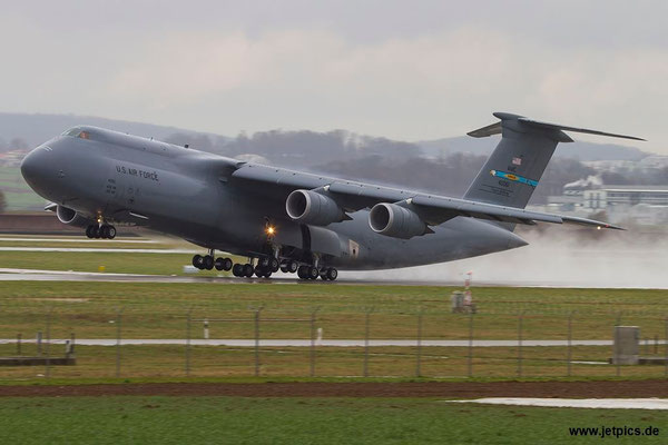 84-0061, Lockheed C-5M Super Galaxy, US Air Force, 02.04.2015