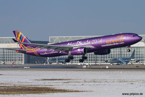A6-AFA, A330-343E, Etihad Airways