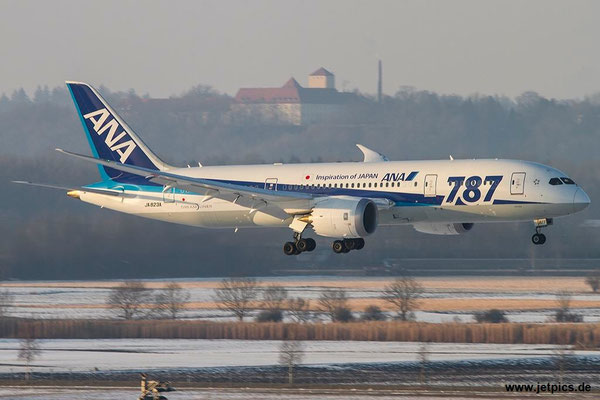 JA823A, B787-8, ANA