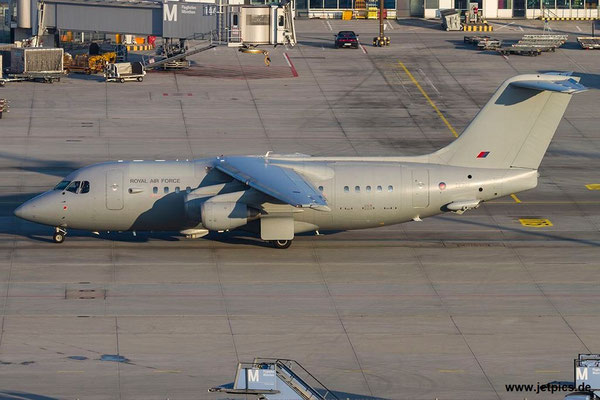 ZE707, BAe146-200QC, Royal Air Force