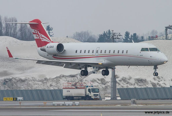 4L-GAA, Challenger 850, Georgian Airways