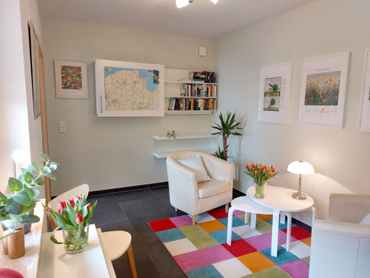 Ferienwohnung Wiesenblick Warnow, Fewo Schlüsselblume, Teilblick in das Wohnzimmer