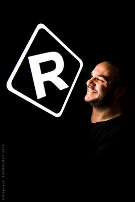 FRANCOIS-XAVIER DEMAISON Photo Studio au Radiant-Bellevue, salle de Spectacle en Région Lyonnaise. Projet artistique.