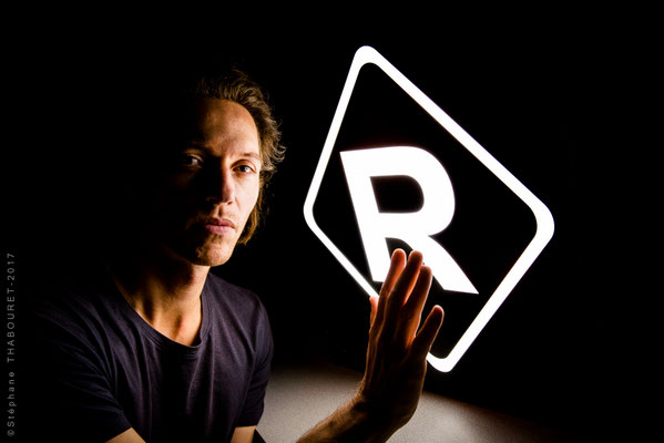 RAPHAEL Photo Studio au Radiant-Bellevue, salle de Spectacle en Région Lyonnaise. Projet artistique.