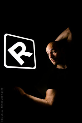 KYAN KHOJANDI Photo Studio au Radiant-Bellevue, salle de Spectacle en Région Lyonnaise. Projet artistique.