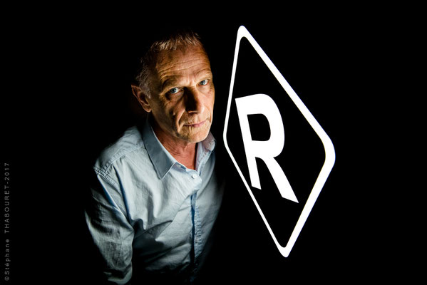 CHARLES BERLING Photo Studio au Radiant-Bellevue, salle de Spectacle en Région Lyonnaise. Projet artistique.