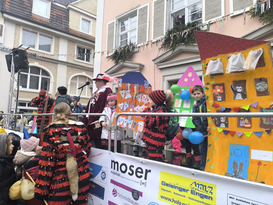 Die Häuser wurden nochmal am Marktplatz präsentiert