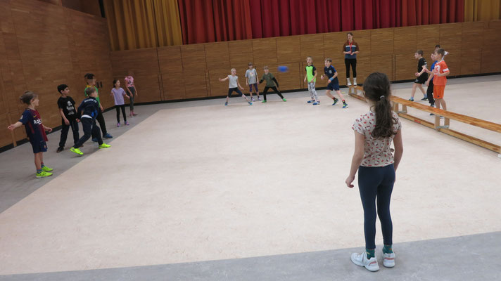 Achtung, Ball kommt!