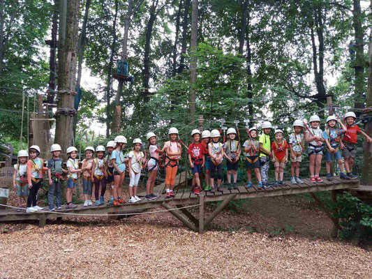 Gruppenfoto im Kletterpark