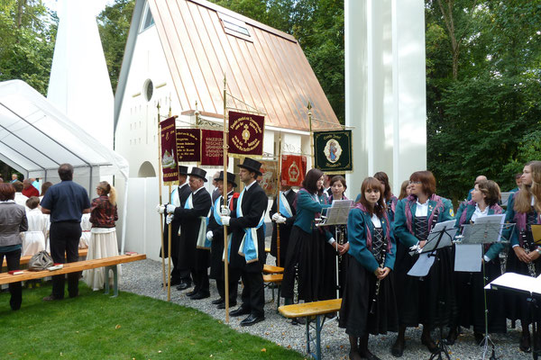 Musikverein Ummendorf und Blutreiter Ummendorf