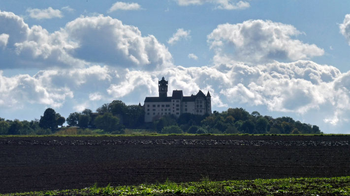 13 Die Ronneburg