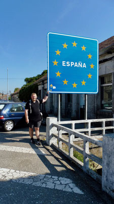 1/5 Der Rio Minho ist überquert. Wir sind in Spanien.