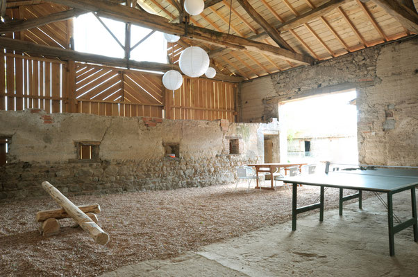 Gîte de groupe 14 personnes avec piscine et spa dans la Loire